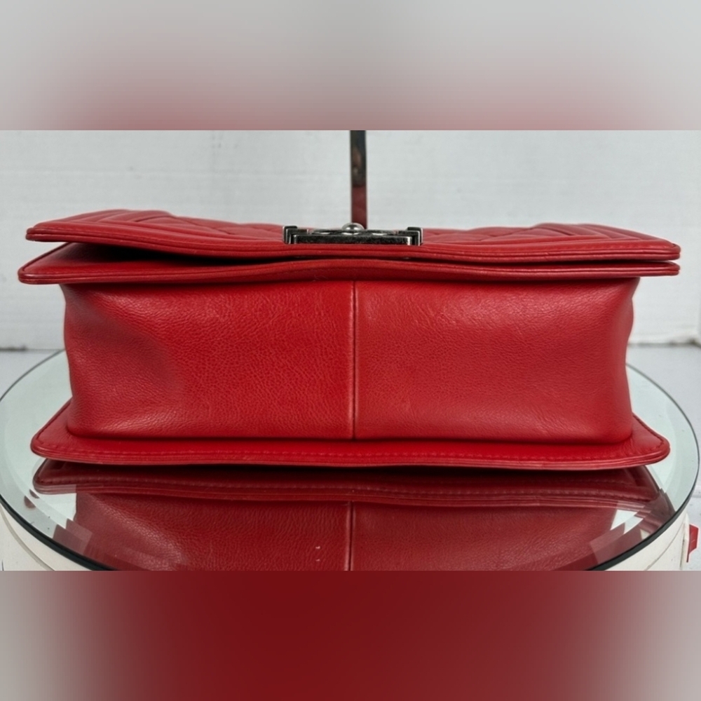 CHANEL BOY FLAP LEATHER BAG OLD MEDIUM - Picture 4 of 9